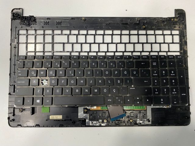 HP, Dell ,Lenovo , Monster , Casper , Asus laptop menteşe ve Klavye Tamiri